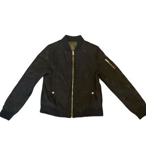 Black Bomber Reversal Jacket, Black or Green what ever you choose for the day.